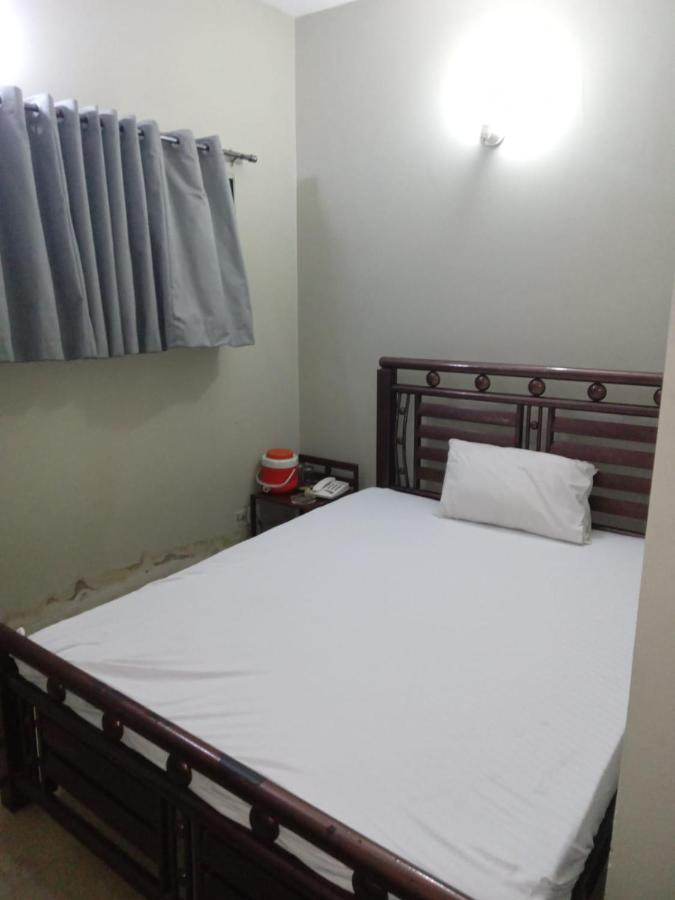 New Hotel Chilton 卡拉奇 外观 照片